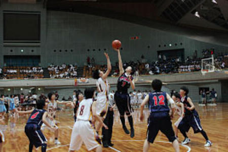 《バスケットボール部》近畿高校選手権大会で３位！