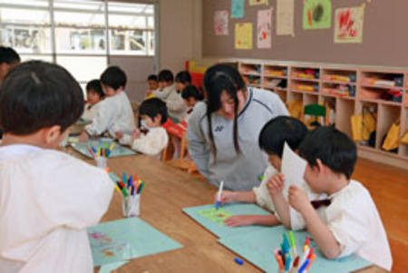 【子ども教育コース】二年生がキャンパス内で幼稚園実習！
