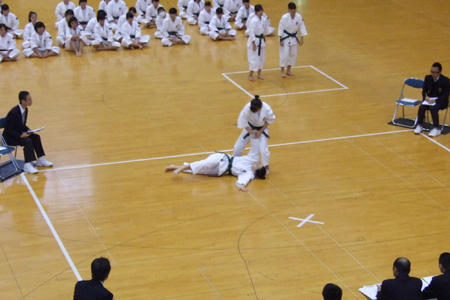 近畿高等学校少林寺拳法大会（予選）に出場しました