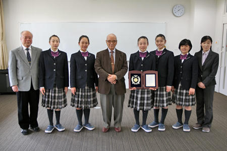 「学校法人奈良学園栄誉賞」表彰式を行いました