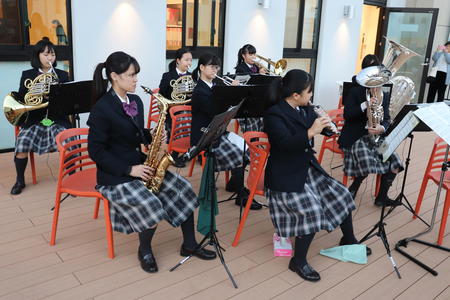 大和高田市の夕べのコンサートに吹奏楽部が出演しました