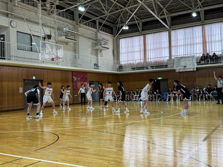 〈バスケットボール部〉台湾の高校生とスポーツ交流をしました
